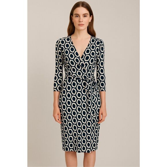 DVF Diane von Furstenberg New Julian Two Wrap Dress Sz 2 Silk Geometric Print - Picture 1 of 10